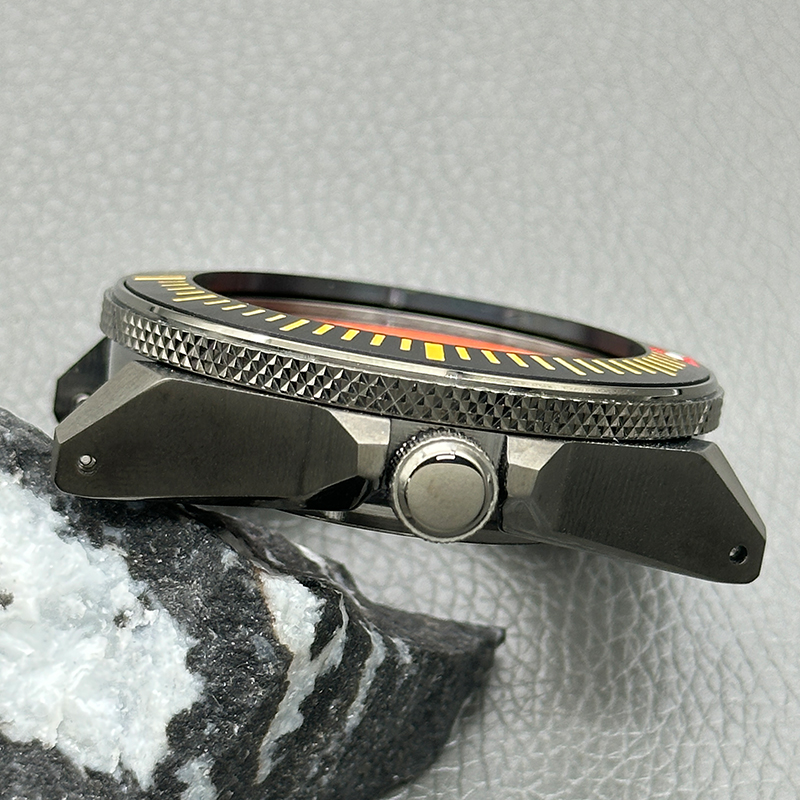 علبة ساعة NH35A باللون الرمادي - مراجعة Citizen Watch Tsuyosa وسعره