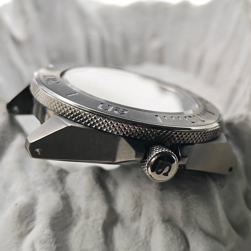 علبة ساعة كينغ ساموراي 44 مم م - مراجعة Citizen Watch Tsuyosa وسعره