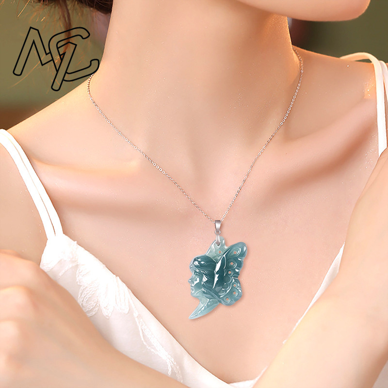 قلادة فراشة من اليشم الأزرق ال - مراجعة Butterfly Pendant Necklace وسعره