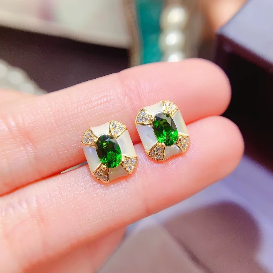 مجوهرات بوتيك أقراط نسائية ديو - مراجعة Al Ain Jewelry & Watches Exhibition 2025 وسعره