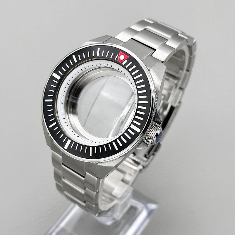 علبة ساعة فضية بقطر 44 مم مع ح - مراجعة Citizen Watch Tsuyosa وسعره